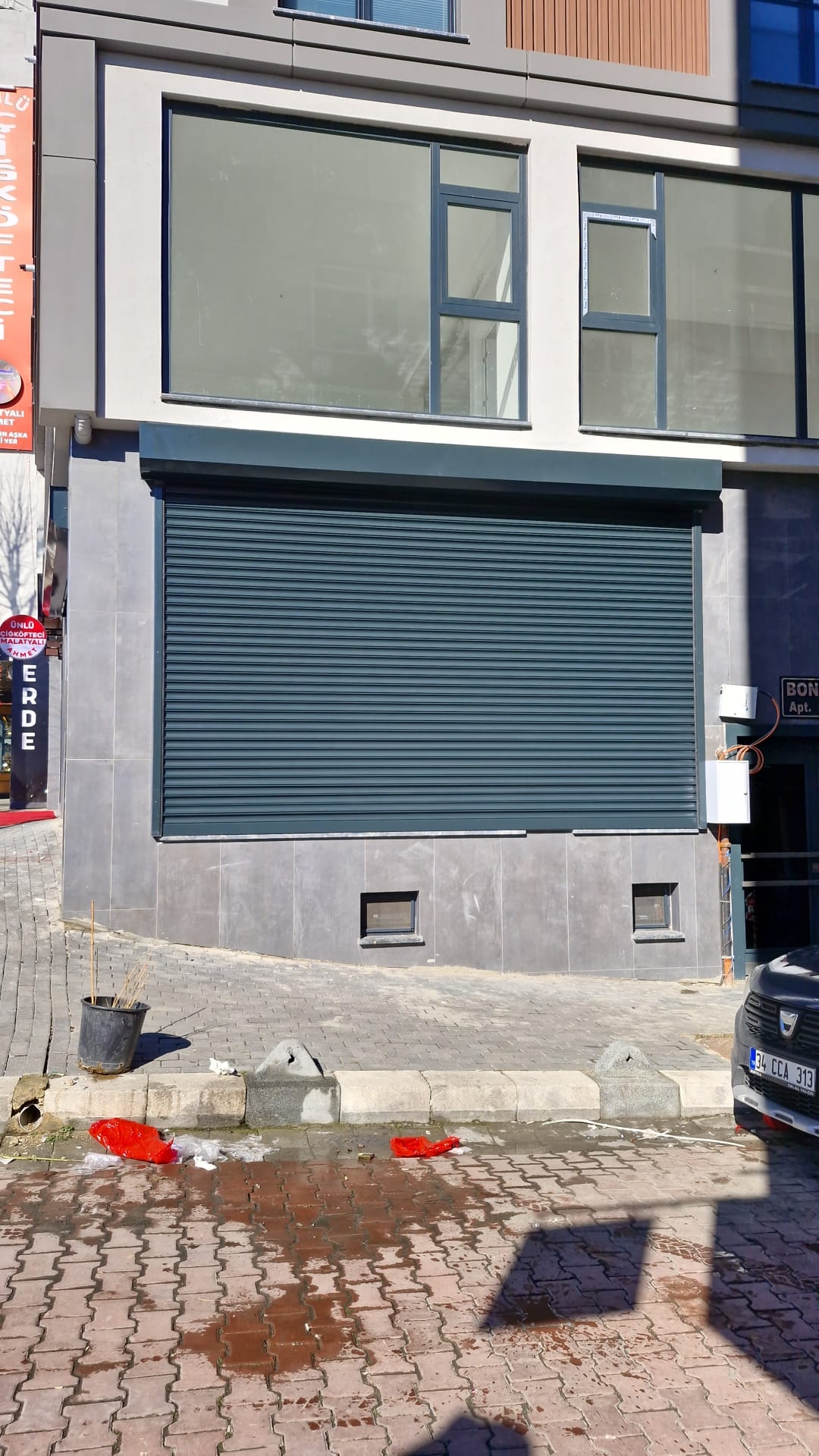 Cephe / şehir dokusu kepenk uygulaması